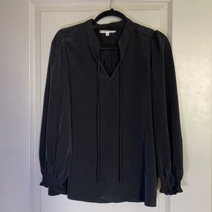Puffy long sleeved blouse